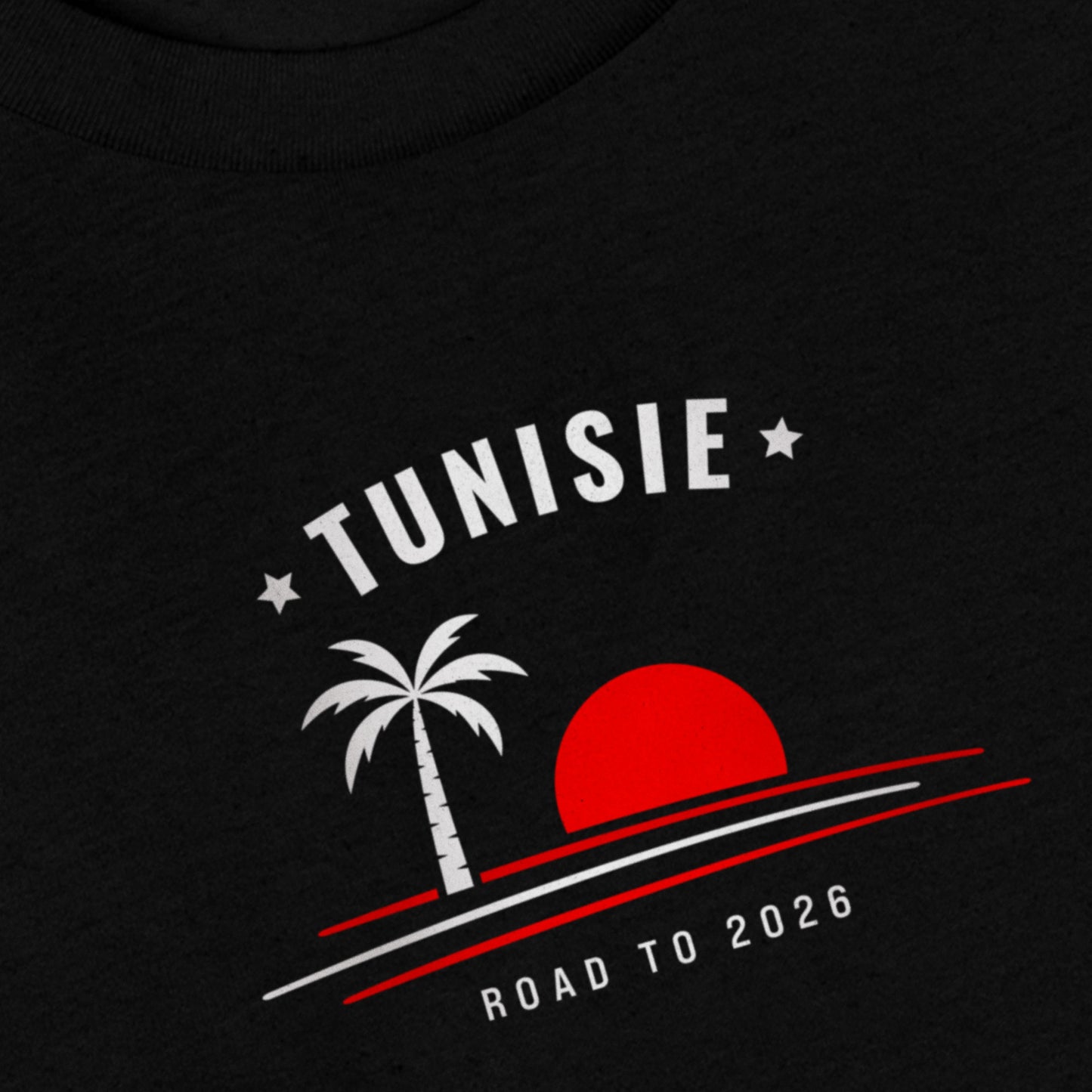 T-shirt noir supporter Tunisie avec motif palmier aux couleurs rouge et blanc du drapeau tunisien, coton bio TifoArt
