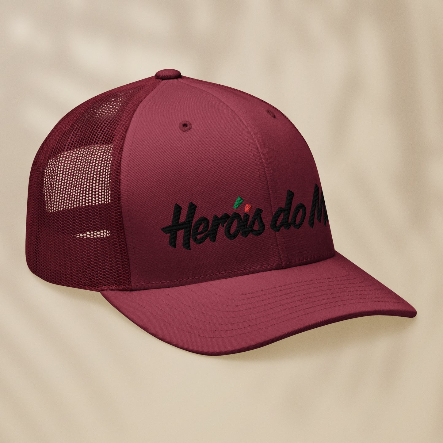 Casquette Trucker brodée “Heróis do Mar”