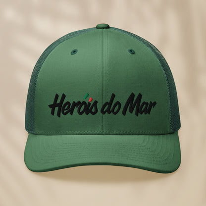 Casquette Trucker brodée “Heróis do Mar”