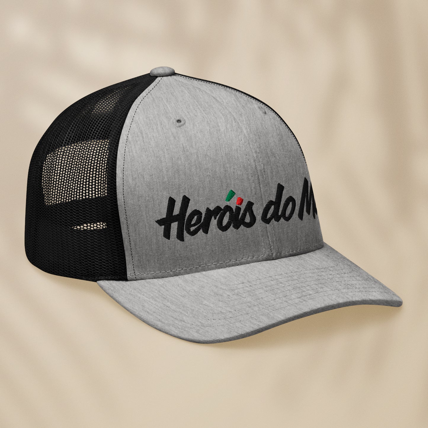 Casquette Trucker brodée “Heróis do Mar”