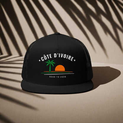 Casquette trucker noire supporter Côte d'Ivoire avec motif palmier aux couleurs orange, vert et blanc du drapeau ivoirien, DTF TifoArt