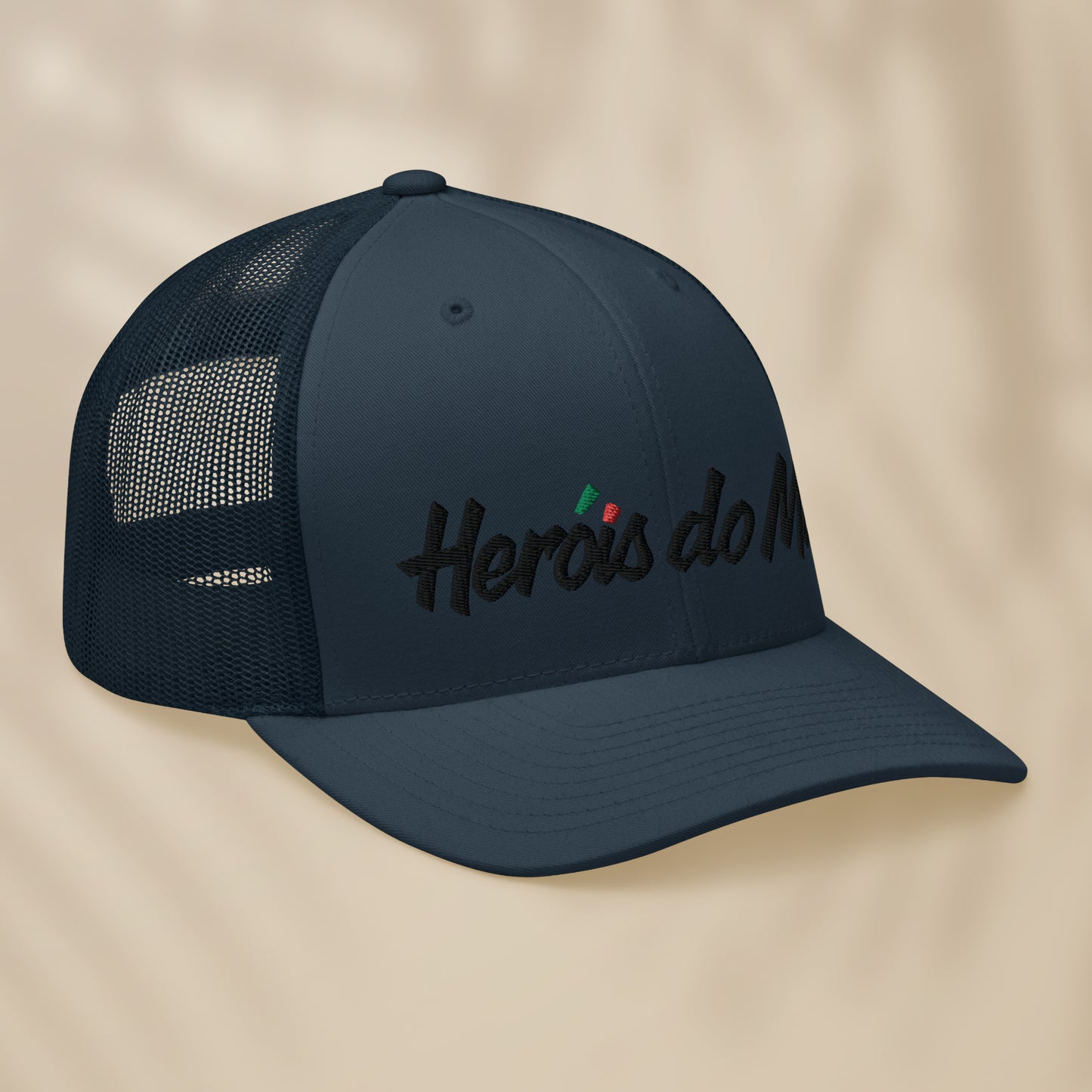 Casquette Trucker brodée “Heróis do Mar”