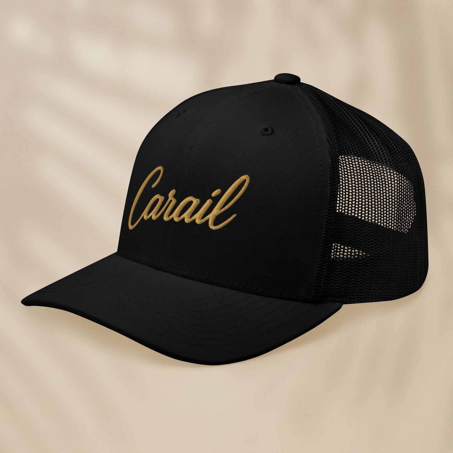 casquette trucker noire brodée carail fil doré vue trois quarts style portugais tifoart