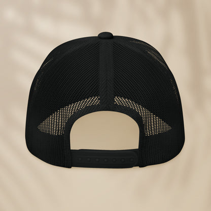 casquette trucker noire brodée carail fil blanc vue arrière dos mesh style portugais tifoart