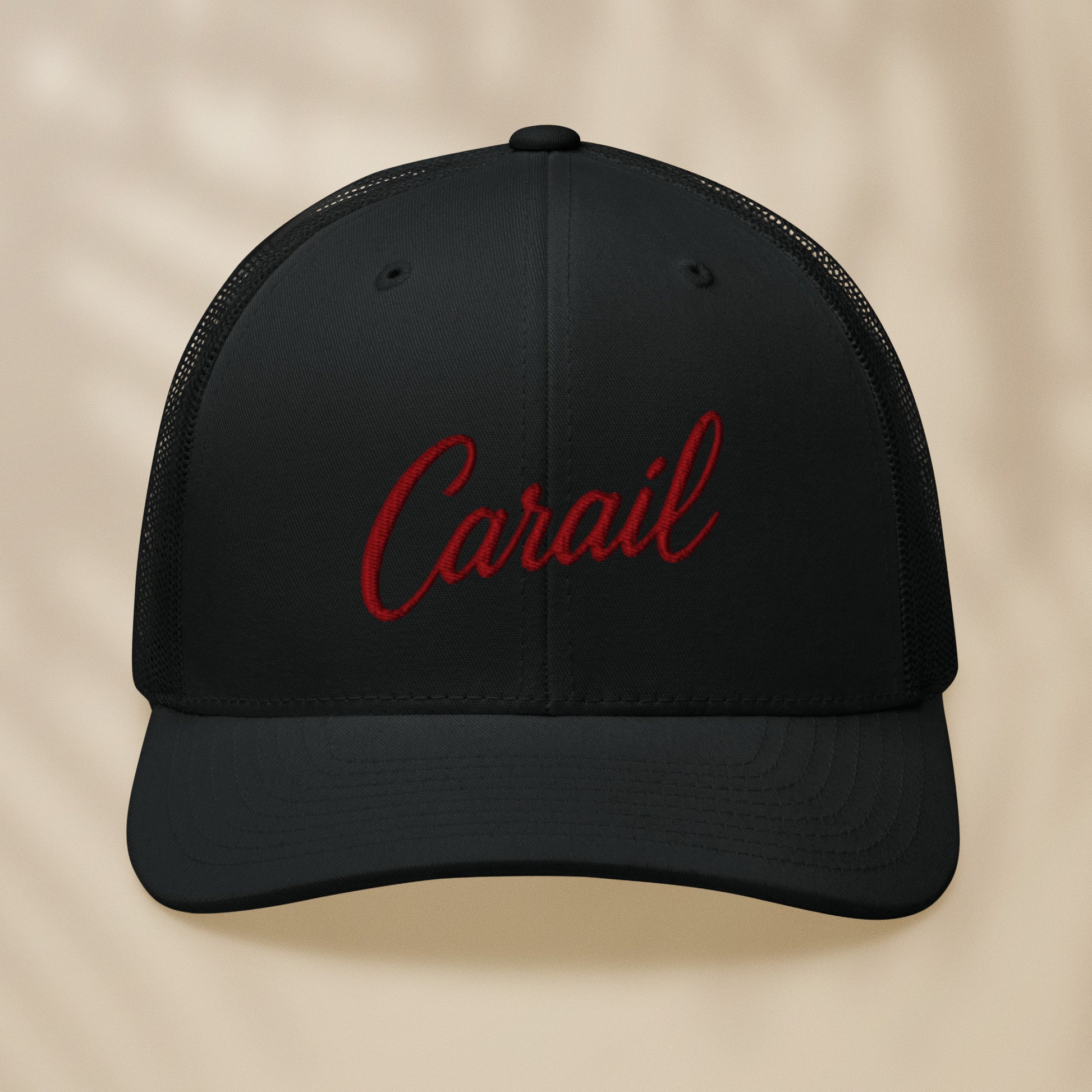 casquette trucker noire brodée carail fil bordeaux vue de face style portugais tifoart