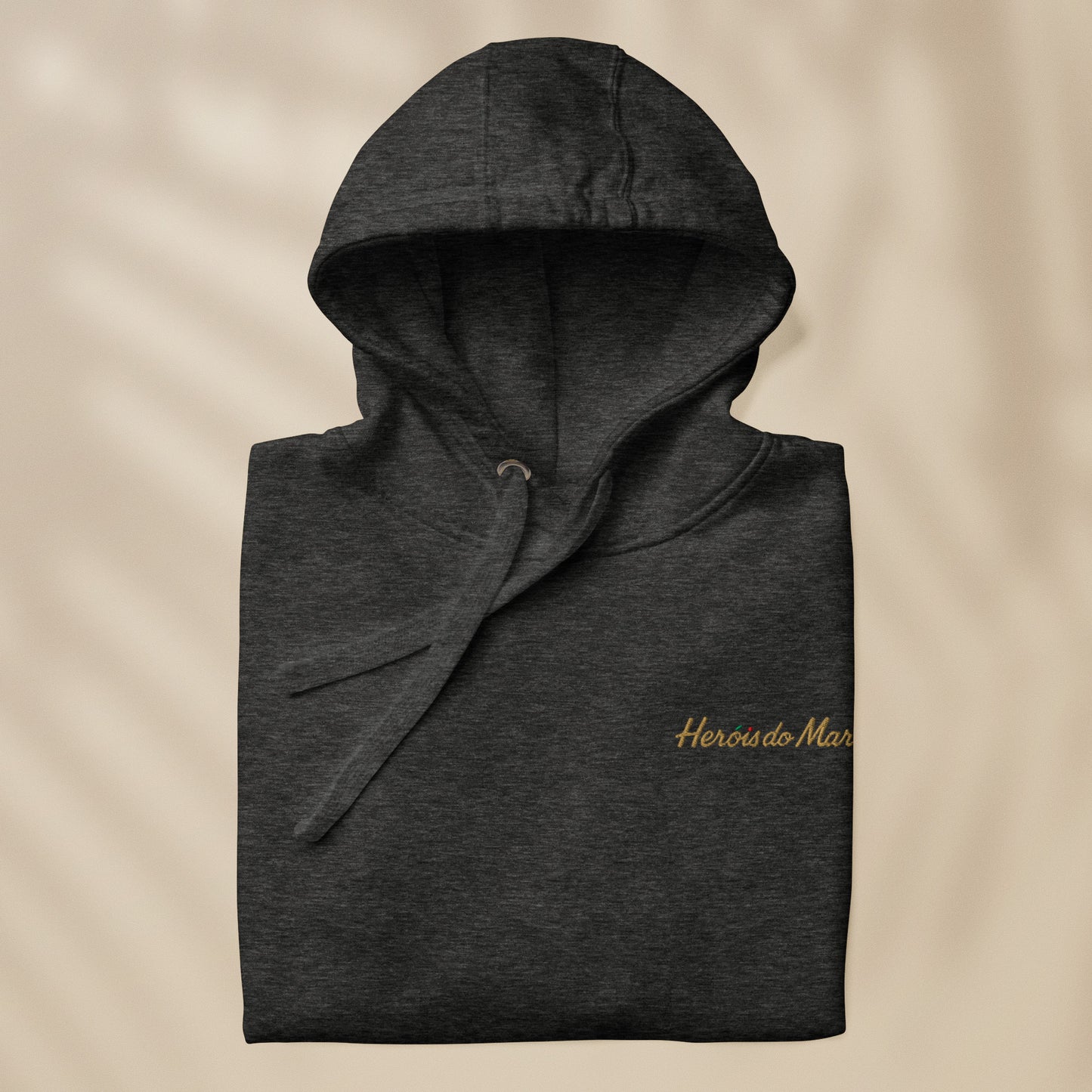 Embroidered hoodie “Heróis do Mar”