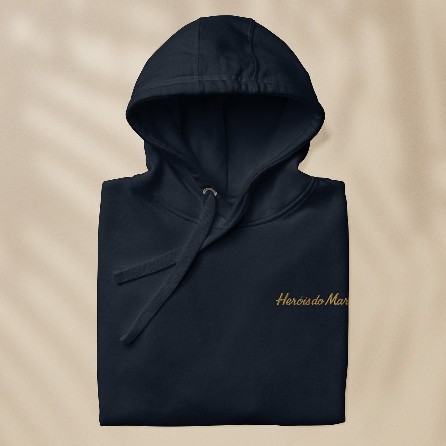 Embroidered hoodie “Heróis do Mar”
