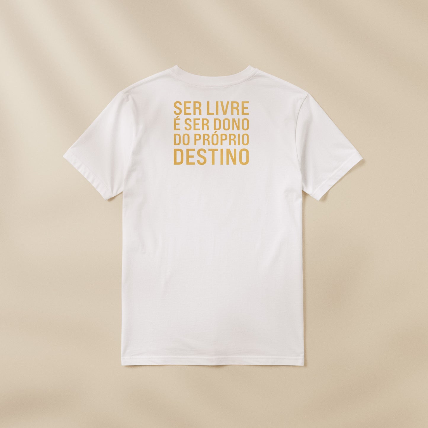 T-shirt “Liberdade Destino”