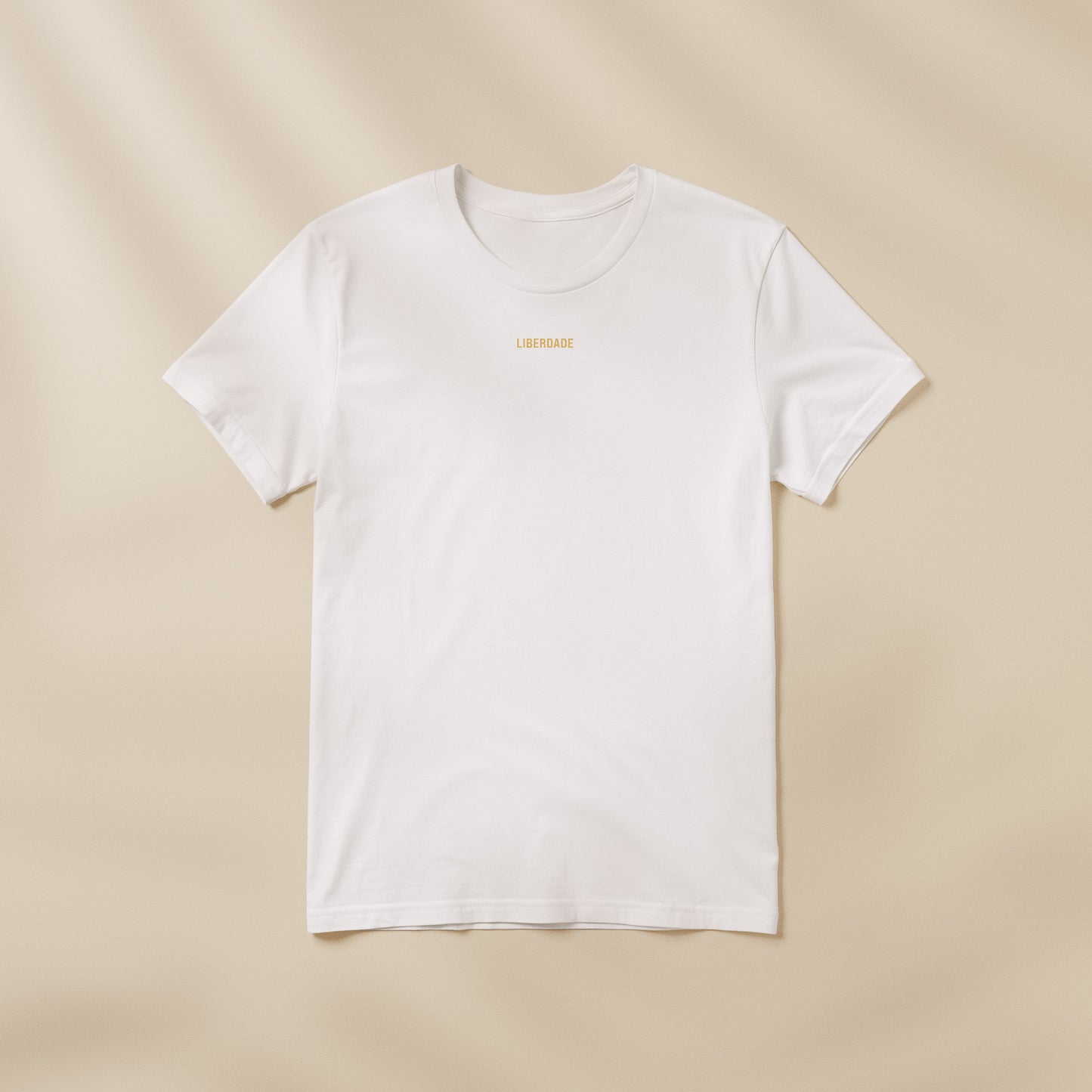 T-shirt “Liberdade Destino”