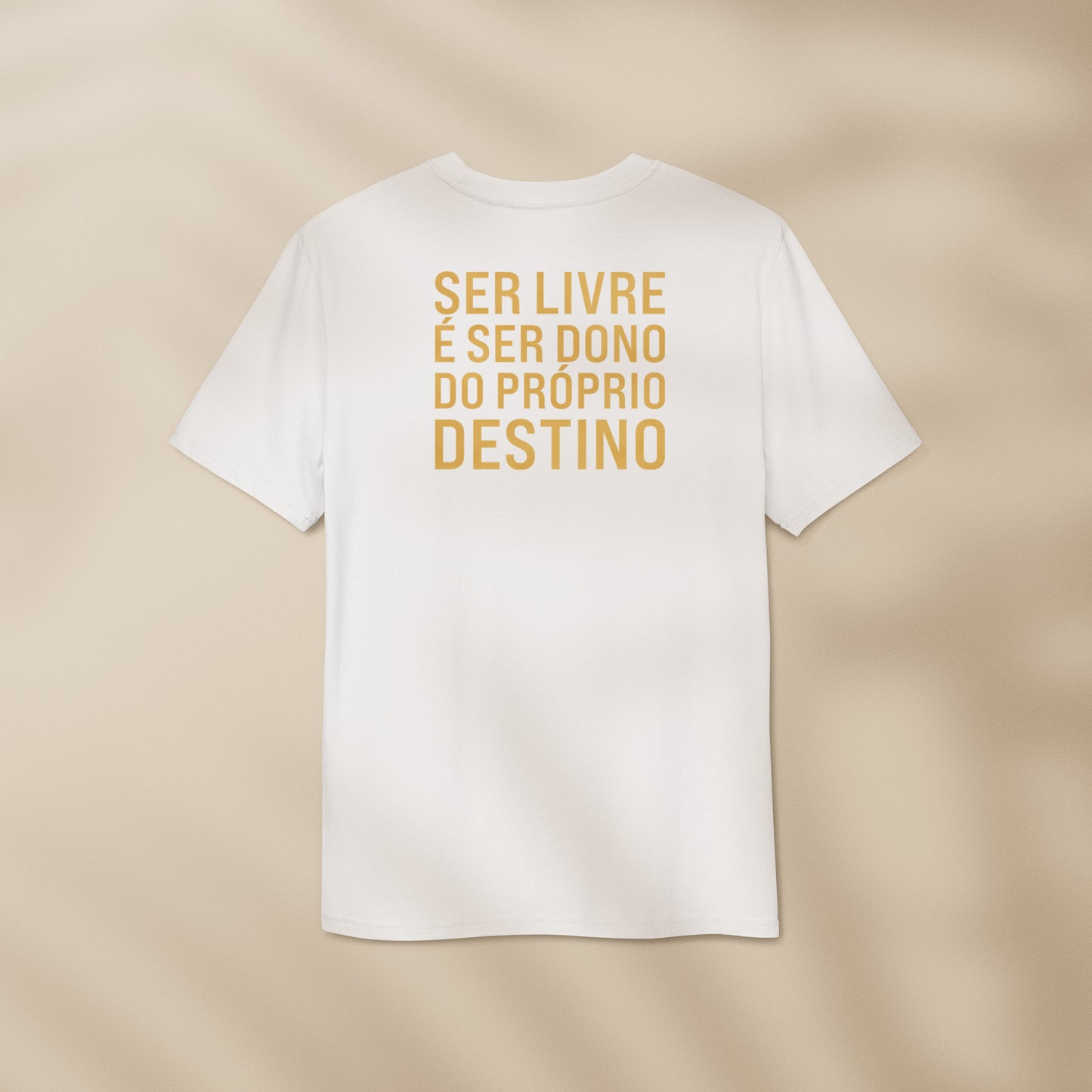 T-shirt “Liberdade Destino”